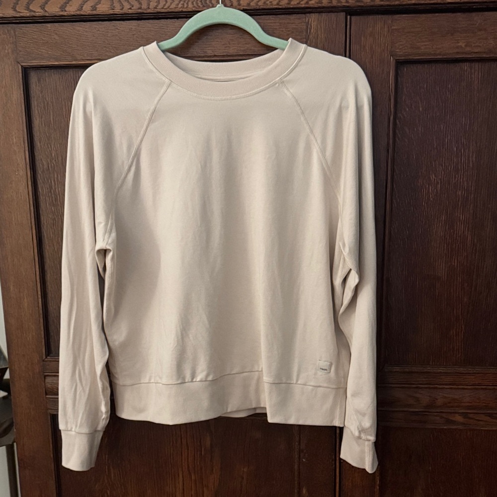 Vuori Women's Cream Sweatshirt